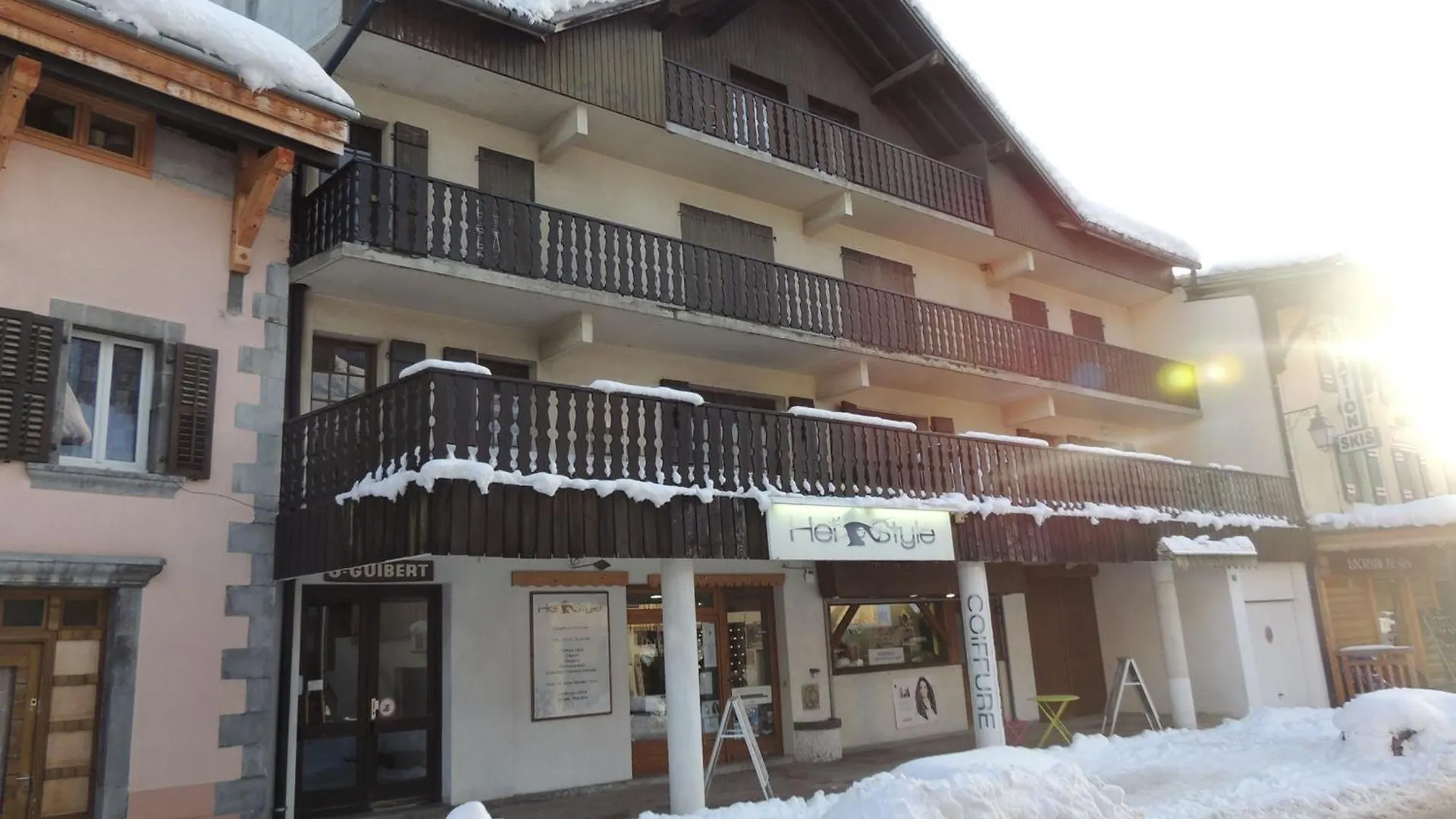 לה ג'ט Charmant T2 Cab Au Coeur Du Vieux Village Des Gets, Balcon, Proximite Pistes Et Commerces, 3 Etoiles - Fr-1-598-20 דירה לה ג'ט
